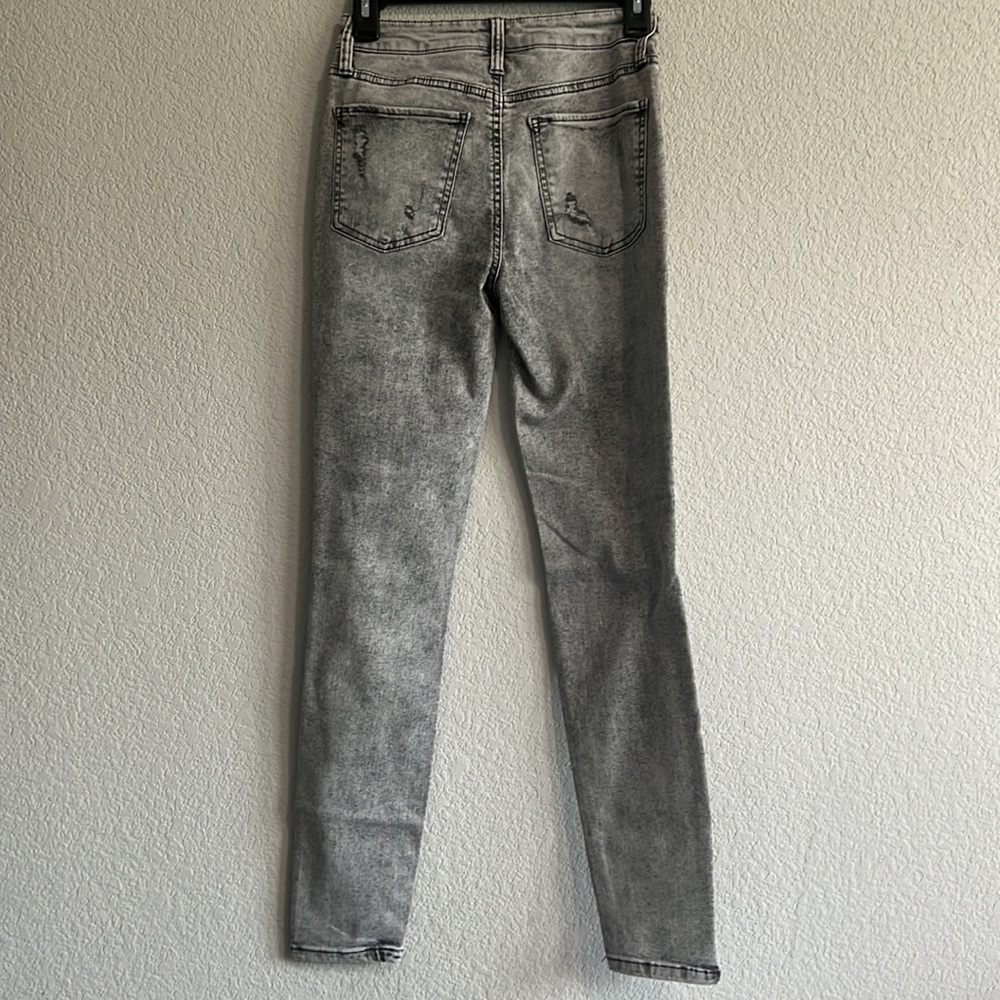 New Juniors' SO Jegging High-Rise - Picture 2 of 6